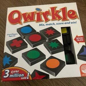 Qwirkle Tile Game
